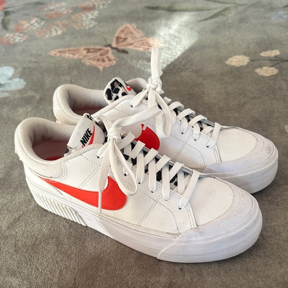 Nike White and Red Low-Top Sneakers - Picture 1 of 5